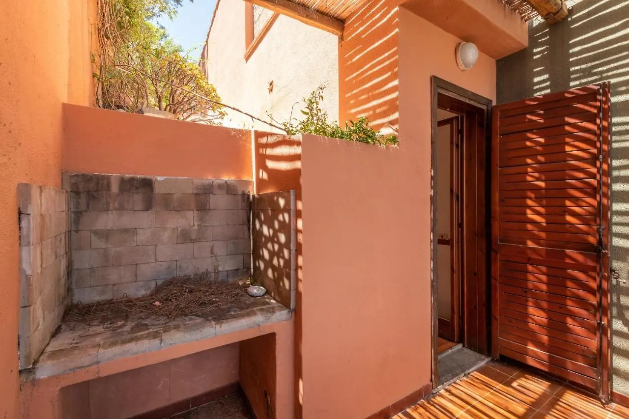 Ferienwohnung Accu Is Prezzus C Fronte Mare Villasimius 0*,  Italien