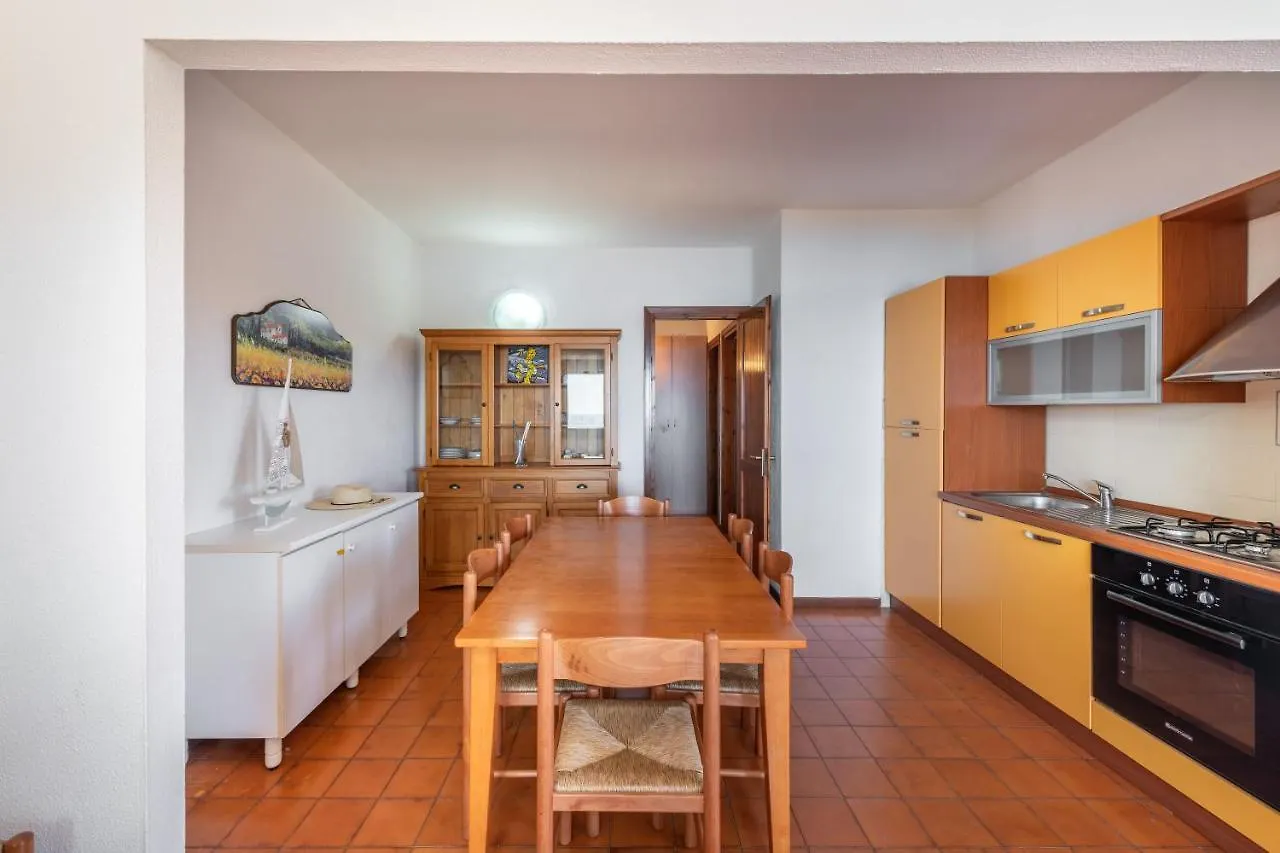 Ferienwohnung Accu Is Prezzus C Fronte Mare Villasimius Apartment